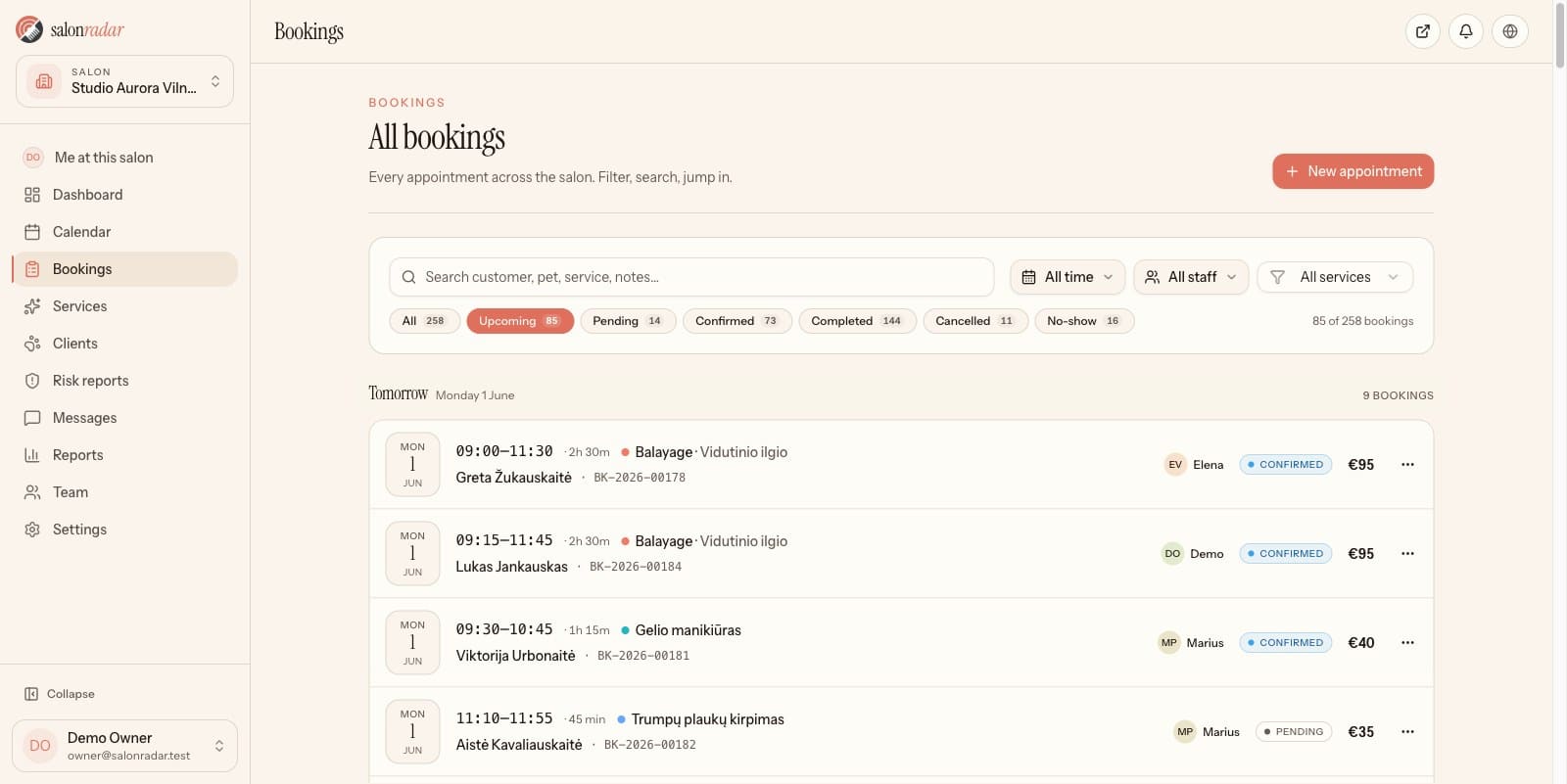 SalonRadar bookings list showing every appointment with its status, staff member and price